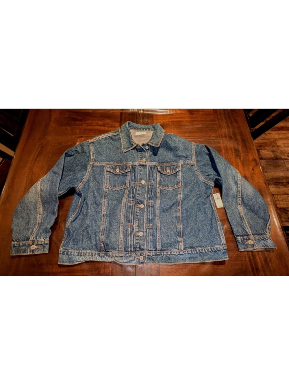 Old Navy Women's Jacket Size L Blue Button-Up Trucker Style Classic Denim